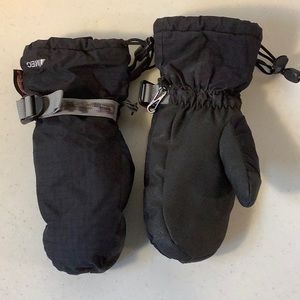 MEC Kids winter Mitts M/L. Primaloft. Used. Very thick.